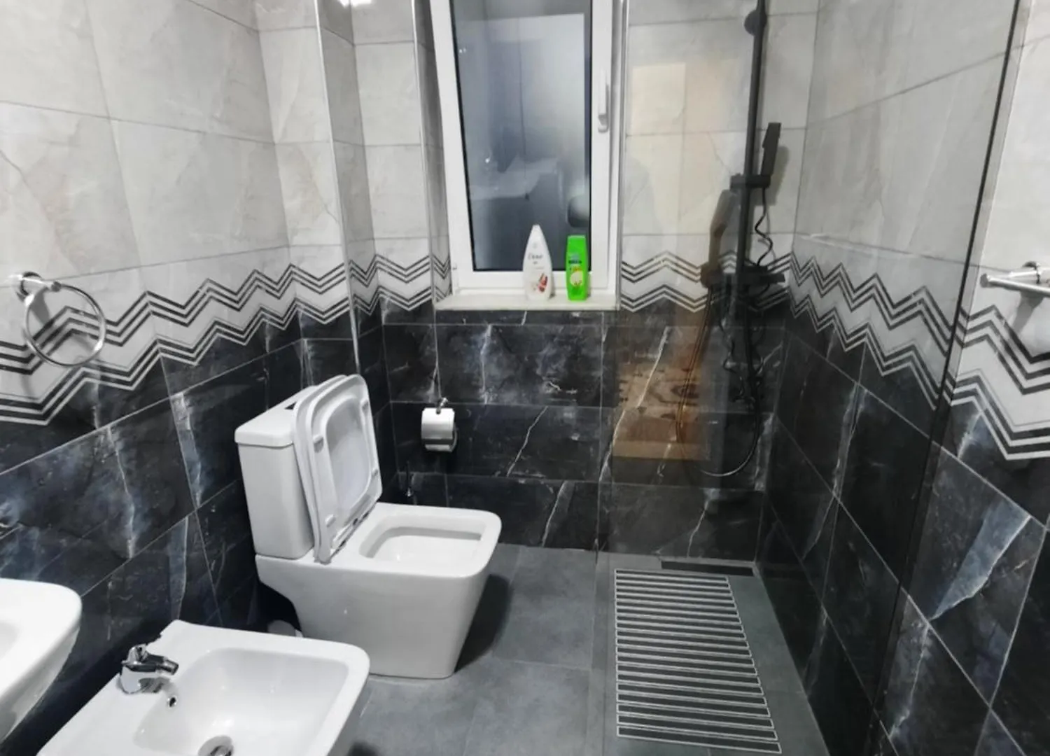 Genius Apartament Tirana Albánie